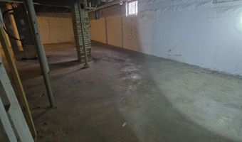 1028 R St, Bedford, IN 47421