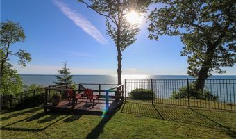 62 Summerdale Rd, Angola, NY 14006