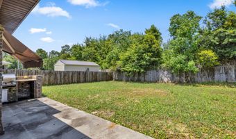 709 Champagne Dr, Biloxi, MS 39532