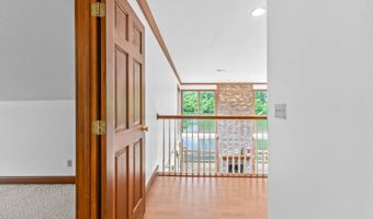 106 DK Ranch Ln, Ashland, KY 41102