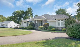 87 Ball Park St, Allen, KY 41601