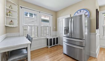 23 Chapel St, Augusta, ME 04330