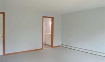 351 Tomaquag Rd, Hopkinton, RI 02804