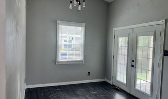 1381 Secretariat Ln, Indianapolis, IN 46217