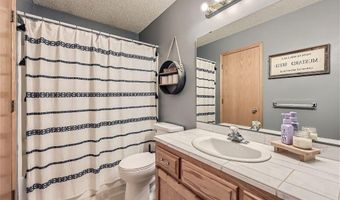 1107 3rd Ave SW, Isanti, MN 55040