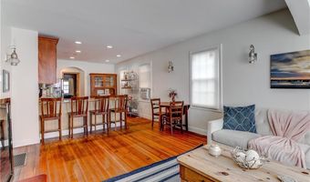 9 Waites Wharf 1, Newport, RI 02840