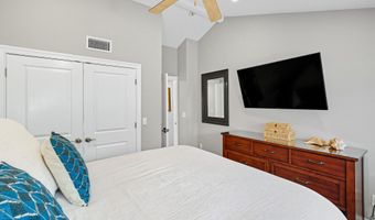 50 SEMINOLE LANDING Rd, Atlantic Beach, FL 32233