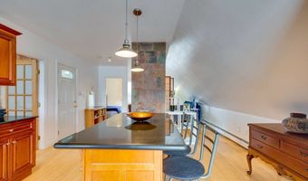 15 Grant St 3, Boston, MA 02125