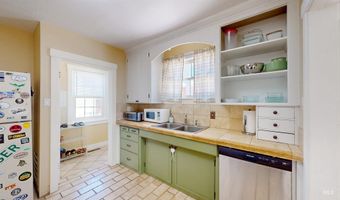 1518 Burton Ave, Burley, ID 83318