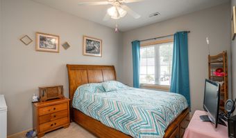 1735 34th Ave SW 2, Altoona, IA 50009