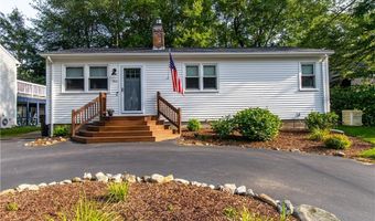 3 Onondega Rd, Narragansett, RI 02882