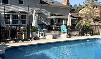 258 Misty Ln, Amherst, NY 14051