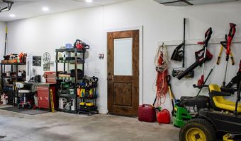 33765 S Coves Dr, Afton, OK 74331