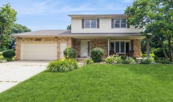 2751 Cleveland Dr, Ames, IA 50010