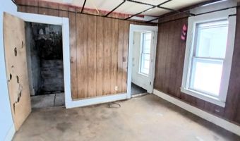 12 Pleasant St, Barre, VT 05641