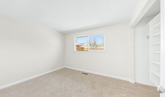 832 E Greenbrae Dr, Sparks, NV 89434