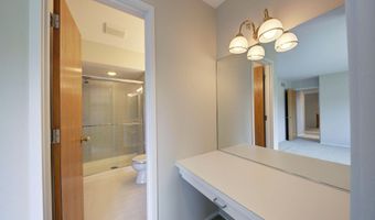 3682 Tanglewood Ct, Ann Arbor, MI 48105