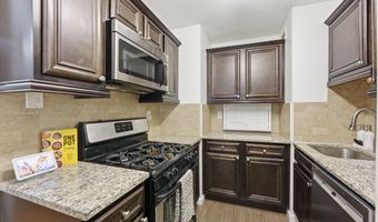 2030 N ADAMS St 911, Arlington, VA 22201