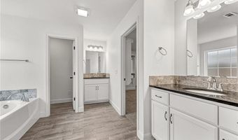 6108 NW Silas St, Bentonville, AR 72713