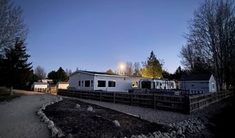 1 3 P St, Cascade, ID 83611