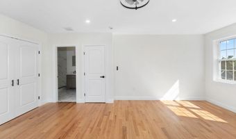 64 Highland Ave B, Attleboro, MA 02703