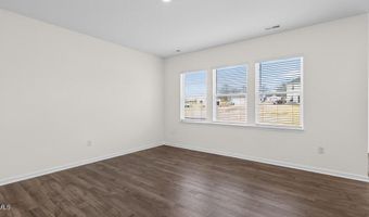 75 Green Laurel Dr, Angier, NC 27501