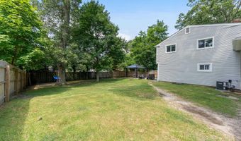 110 Pennsylvania Ave, Absecon, NJ 08201