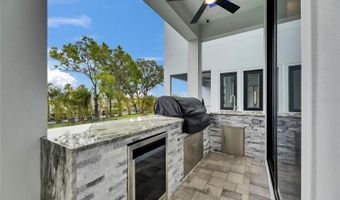 6528 SIMONE SHORES Cir, Apollo Beach, FL 33572
