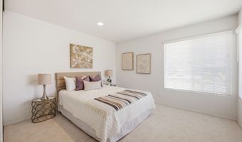 5801 Middle Crest Dr, Agoura Hills, CA 91301