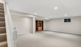 1430 W Jo Ann Ln, Addison, IL 60101