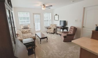 15 W Bolton Ave, Absecon, NJ 08201