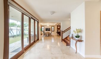 7096 Kalanianaole Hwy, Honolulu, HI 96825