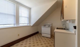 1092 NH RT 175 Apt #4, Campton, NH 03223