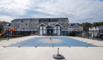 12455 SEA OAKS Ln 4, Berlin, MD 21811