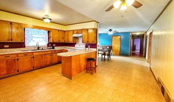 40 Sutton Ln, Batesville, AR 72501
