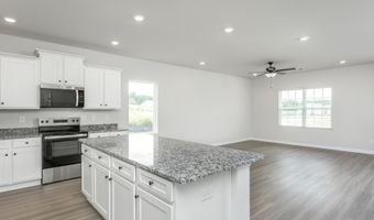 90 Foxton Pl, Angier, NC 27501