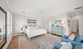 1271 E COAST Dr, Atlantic Beach, FL 32233