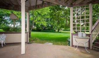 25047 W Palmer Ct, Antioch, IL 60002