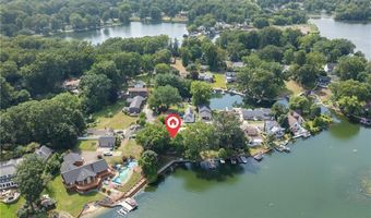 3673 ACE Dr, Akron, OH 44319