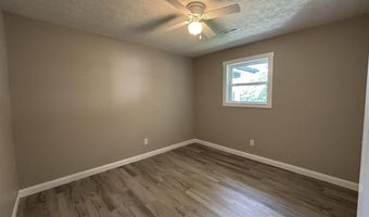 2318 N Lakeview Dr, Austin, IN 47102