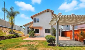 251 Royal Glen Dr, Fallbrook, CA 92028