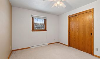 2405 N ERB St, Appleton, WI 54911