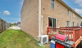 25 Sharon St 1, Cranston, RI 02910