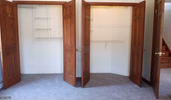 83 Lakeside Dr, Alloway, NJ 07461