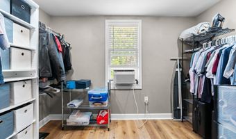 4033 WOODHAVEN Ave, Baltimore, MD 21216
