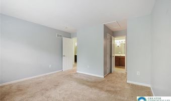 5502 Tanglewood Ln, Allentown, PA 18106
