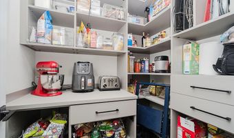 5706 Bentbrook Dr, Bargersville, IN 46106
