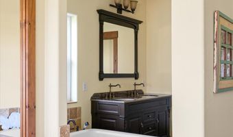 6399 Filly Ln, Angels Camp, CA 95222