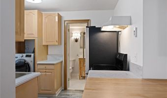 364 Bellevue Ave D3, Newport, RI 02840
