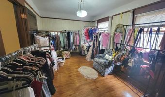 817 N Main St, Aberdeen, SD 57401